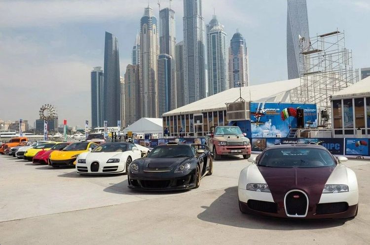Buying a car in the UAE and real estate for investment