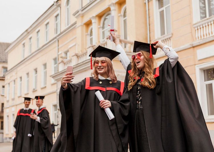 Classement des meilleures universités du monde pour 2024 et visas étudiants